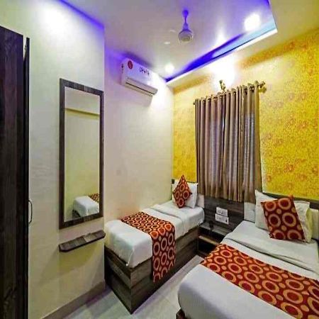 Hotel New Sarah Inn, Andheri West Bombaj Exteriér fotografie